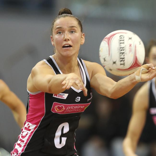 Ex-Thunderbird mid-courter Kelly Altmann was set to play with Tango in the Premier League this season before signing with Super Netball team Collingwood. Picture: Sarah Reed