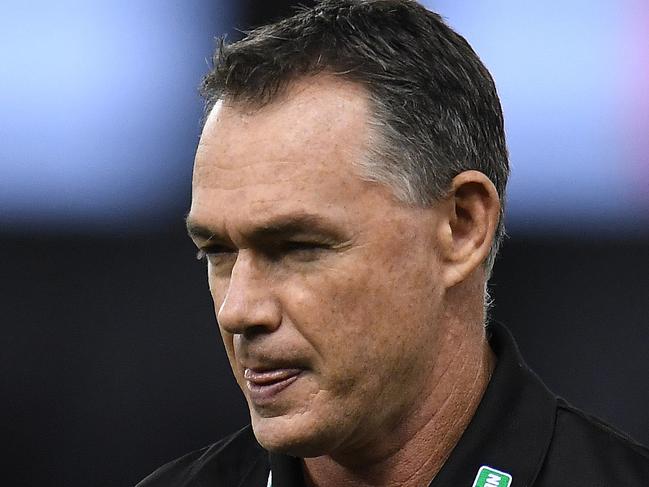 Coach of the Saints Alan Richardson is seen during the quarter-time break during the Round 3 AFL match between the St Kilda Saints and the Adelaide Crows at Etihad Stadium in Melbourne, Saturday, April 7, 2018. (AAP Image/Julian Smith) NO ARCHIVING, EDITORIAL USE ONLY