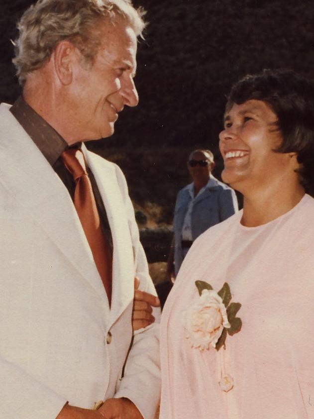 Lowitja O'Donoghue with Gordon Smart on their wedding day in 1979.