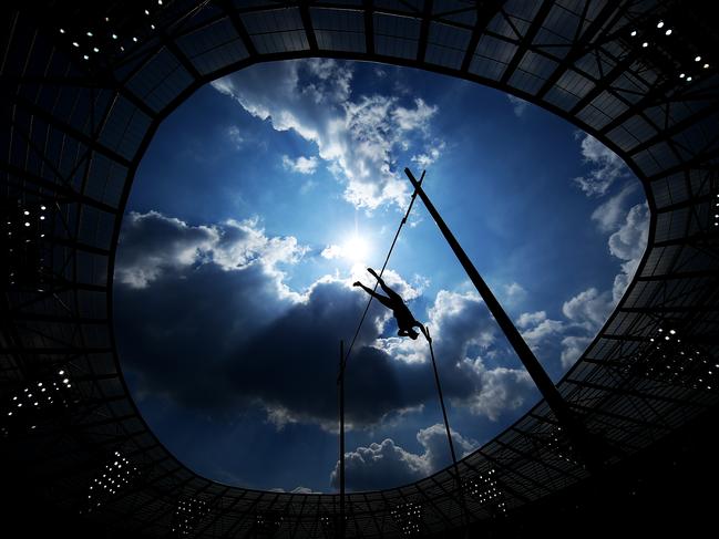 Scott Houston of The United States competes in the Men's Pole Vault during Day One of the Muller Anniversary Games at London Stadium on July 21, 2018 in London, England. (Photo by Jordan Mansfield/Getty Images)