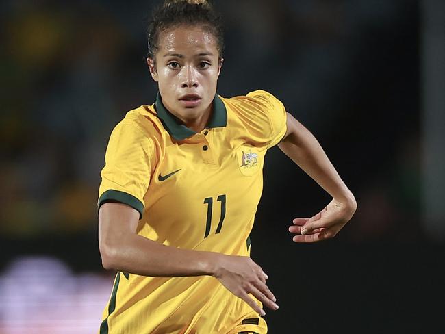 GOSFORD, AUSTRALIA - FEBRUARY 16: Mary Fowler of Matildas dribbles the ball during the Cup of Nations match between the Australia Matildas and Czechia at Industree Group Stadium on February 16, 2023 in Gosford, Australia. (Photo by Cameron Spencer/Getty Images)