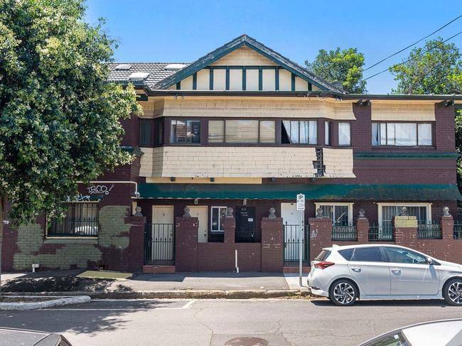 A studio on Cavendish St, Enmore, is up for rent at $220 per week.