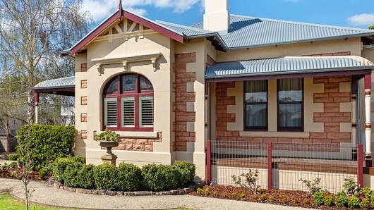 61 Bay Rd was recently sold for a whopping $1,000,060. Picture: realestate.com.au