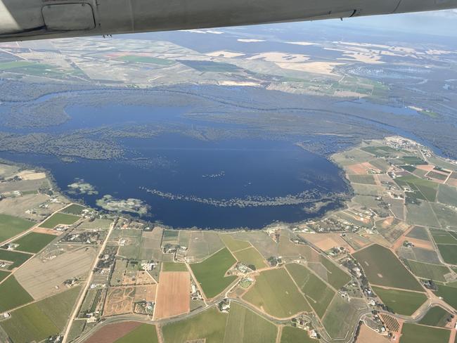 The Murray River Floods at Mildura have crippled farm land