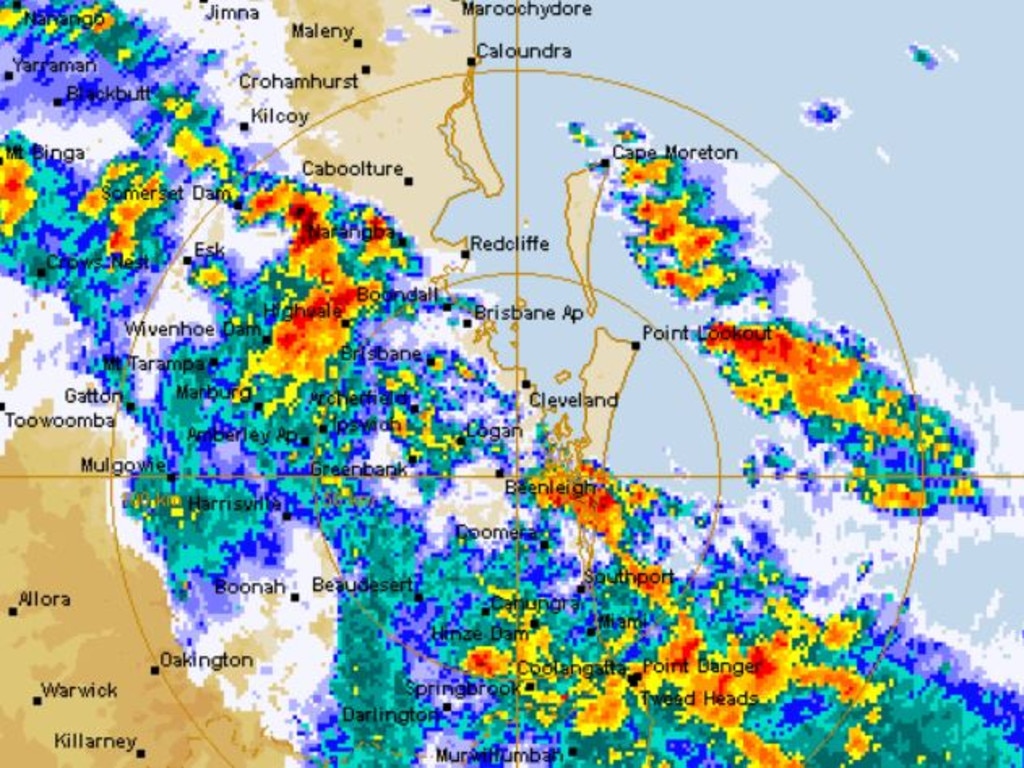 Qld weather: Massive storm front, flash flooding, peak hour chaos for ...