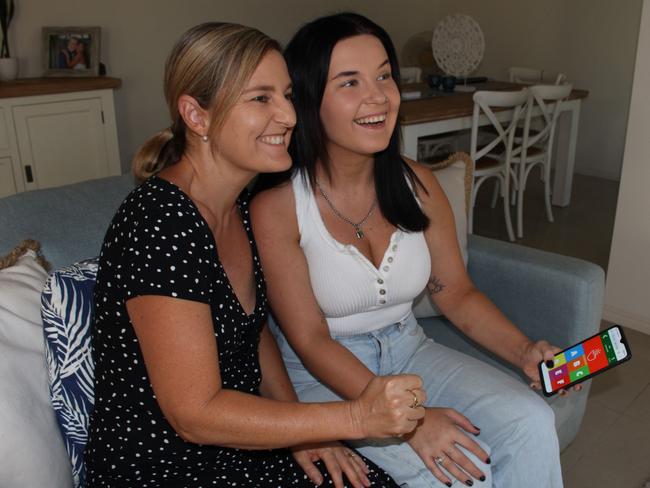 Lisa Moran and Emily Moran play trivia at home. Time Out Entertainment – is Gold Coast based and has been running game show style trivia nights in pubs and clubs across the GC and eastern states of Australia for over 6 years. Now they are putting on trivia nights at home.