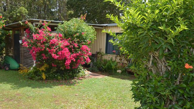 The dwelling of Jenny Sader, who has lived at Lakeside Motor Inn and Caravan Park at Yungaburra for more than a decade, but has been given her marching orders by Tablelands Regional Council after it put caretakers in to manage the park. Picture: Bronwyn Farr.