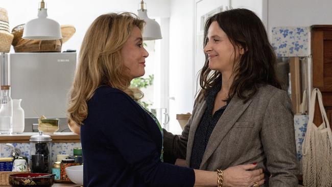 Catherine Deneuve and Juliette Binoche star as mother and daughter in Hirokazu Kore-eda’s The Truth.