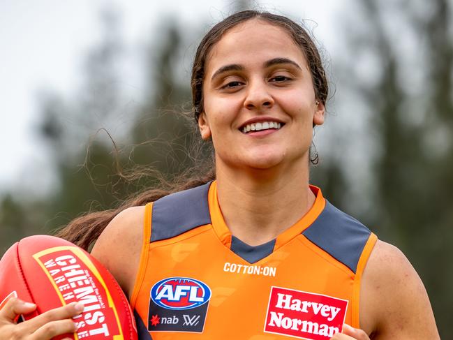 AAP /  Inner West Courier AFLW Giants player Haneen Zreika photographed at Sydney Olympic Park on Wednesday, 15 January 2020. (AAP IMAGE / MONIQUE HARMER)