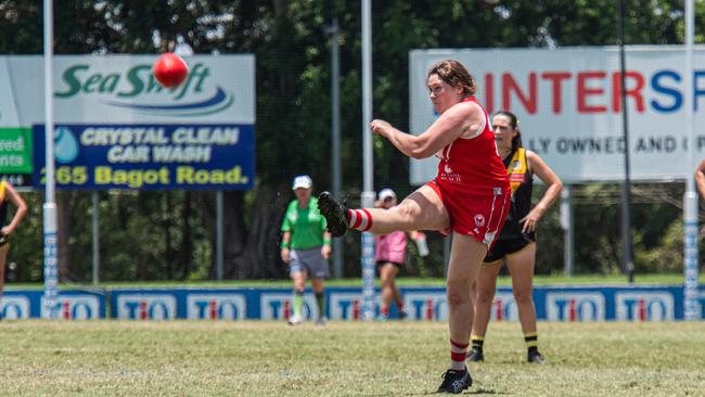 Cassandra Glover in the Nightcliff vs Waratah 2023-24 NTFL women's knockout semifinal. Picture: Pema Tamang Pakhrin