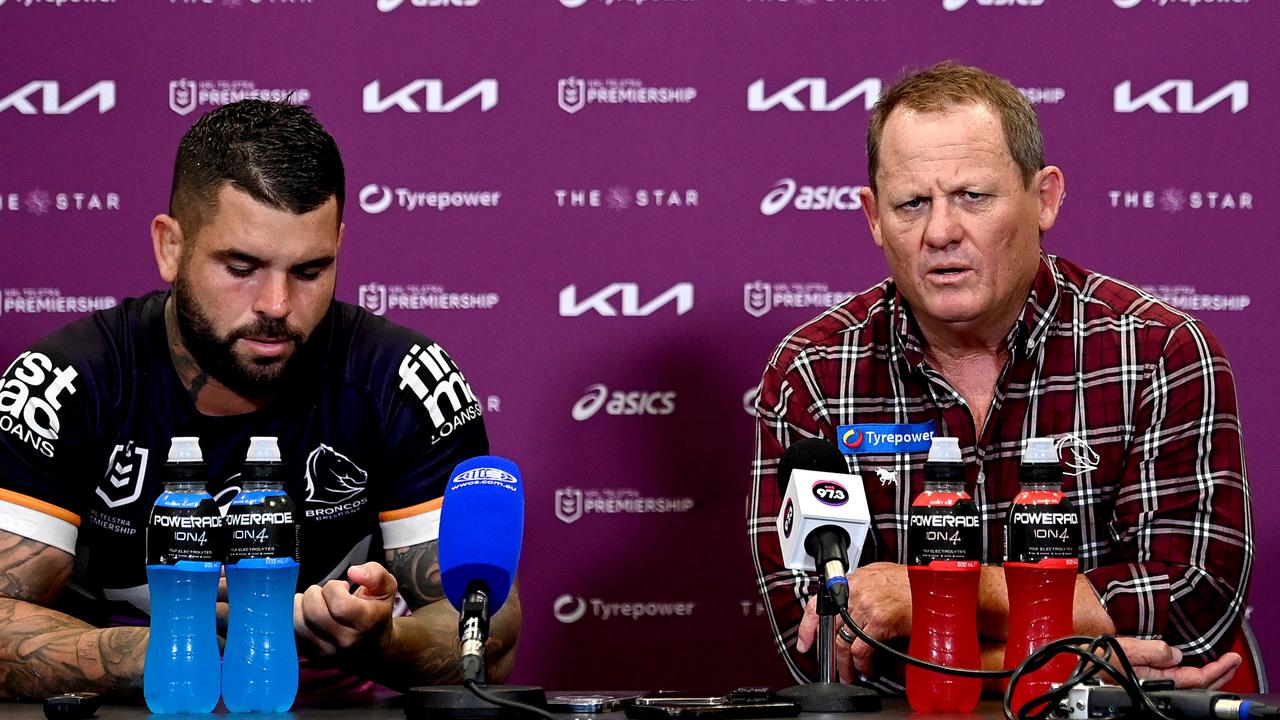 Broncos coach Kevin Walters and Adam Reynolds. Photo by Bradley Kanaris/Getty Images.