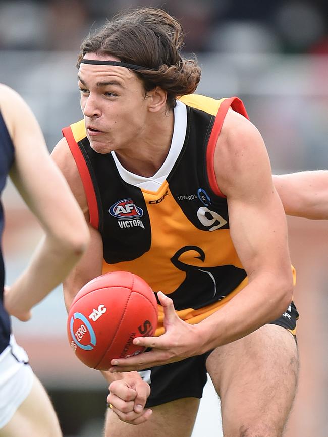 Luke Davies-Uniacke in action for Dandenong. Picture: Jason Sammon