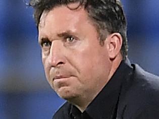 GOLD COAST, AUSTRALIA - MARCH 20: Brisbane Roar coach Robbie Fowler watches on during the round 27 A-League match between the Brisbane Roar and the Newcastle Jets at Cbus Super Stadium on March 20, 2020 in Gold Coast, Australia. (Photo by Albert Perez/Getty Images)