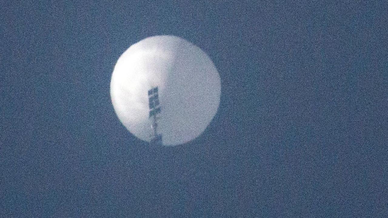 The suspected Chinese spy balloon in the sky over Billings, Montana. Picture: Chase Doak / Chase Doak / AFP