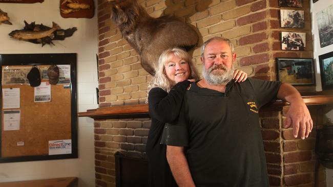 Jane Rowe and her husband Alan Bowles are the operators of the Junction Hotel, formerly Albion Hotel at Swifts Creek. Picture: Yuri Kouzmin