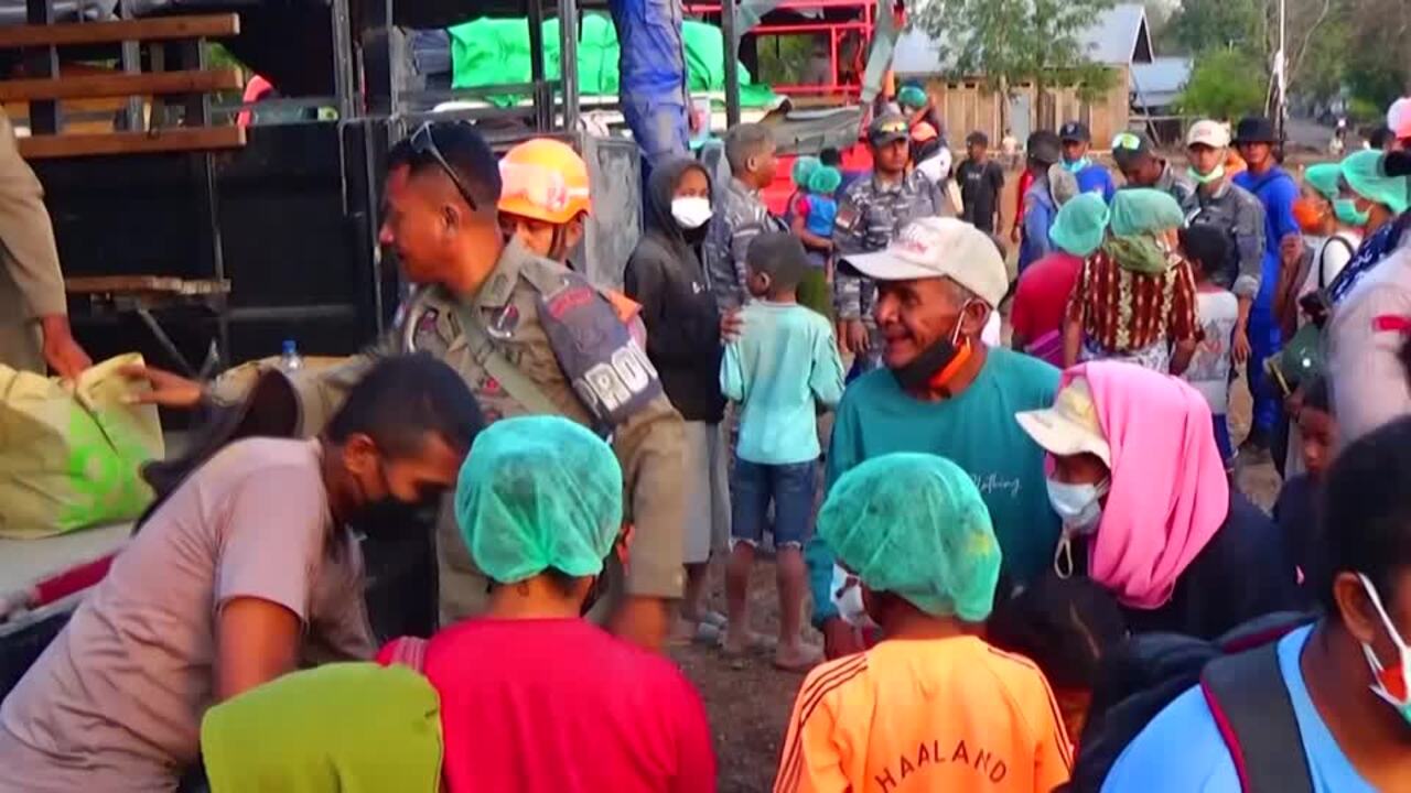 Indonesia rushes to evacuate villagers near erupting volcano