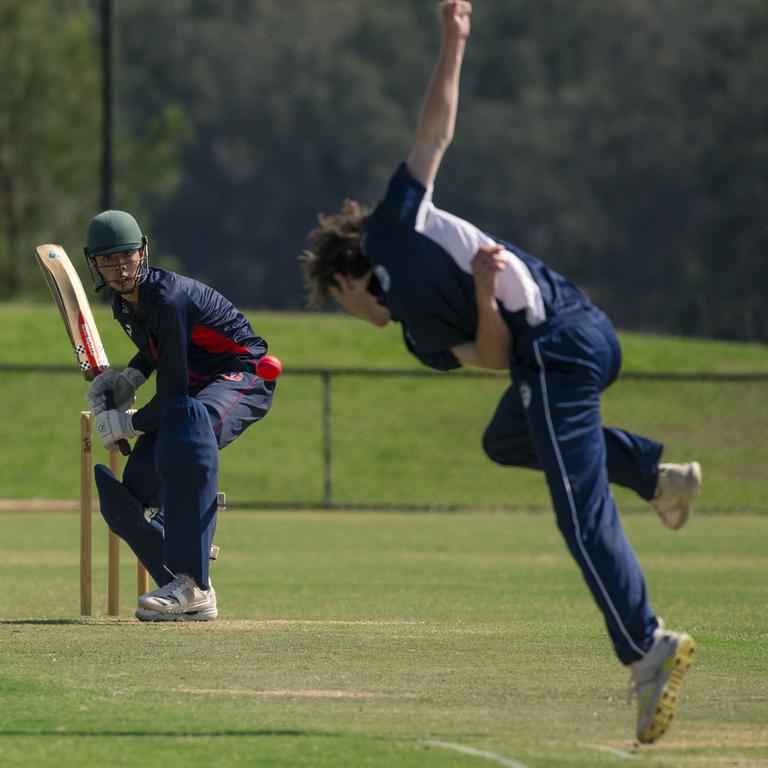 Taylor Waugh, Under-17 Surfers Paradise Div 1 v Broadbeach Robina Open Div 1 , Picture: Glenn Campbell