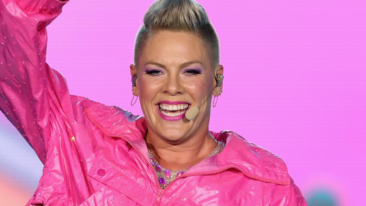 ON THE COVER: P!NK : HITS Daily Double