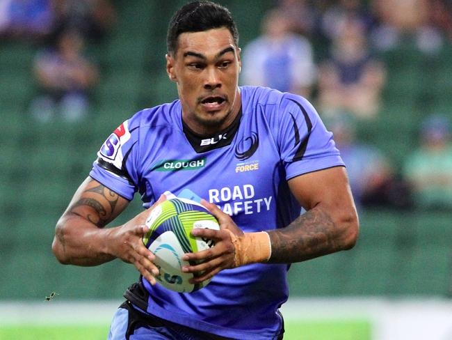 Chance Peni of the Force makes a run during the Round 2 Super Rugby match between the Western Force and the Queensland Reds at NIB Stadium in Perth, Thursday, March 2, 2017. (AAP Image/Richard Wainwright) NO ARCHIVING, EDITORIAL USE ONLY