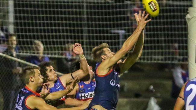 ADV  SPORT : SANFL: Norwood v Central District at Norwood Oval  , 30. Brady Dawe   . Thursday, April 19, 2018. (AAP Image/Russell Millard) NO ARCHIVING