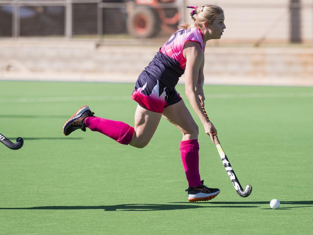 Rebecca Dwyer of Toowoomba 1 against Tweed 1.