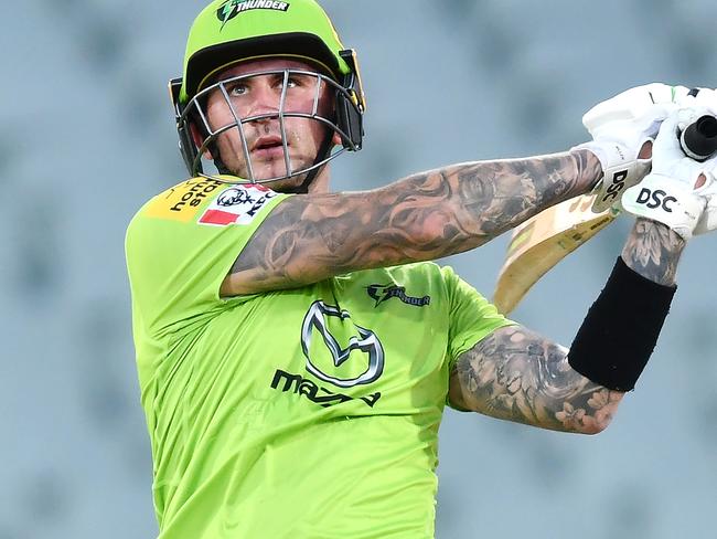 ADELAIDE, AUSTRALIA - JANUARY 22: Alex Hales of the Thunder hits four during the Big Bash League match between the Sydney Sixers and the Sydney Thunder at Adelaide Oval, on January 22, 2021, in Adelaide, Australia. (Photo by Mark Brake/Getty Images)