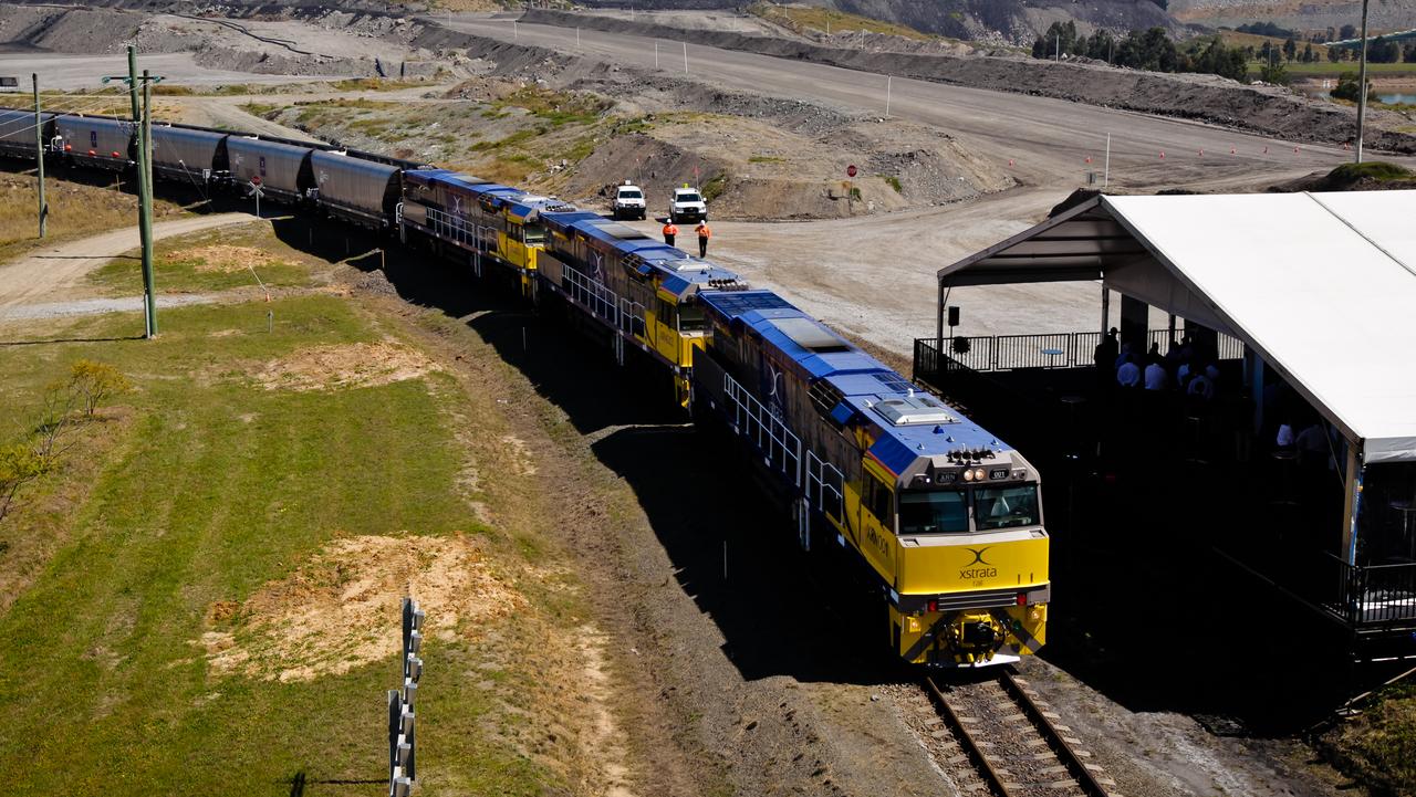 Accc Set To Gauge Hunter Valley Coal Train Deal The Australian 0968