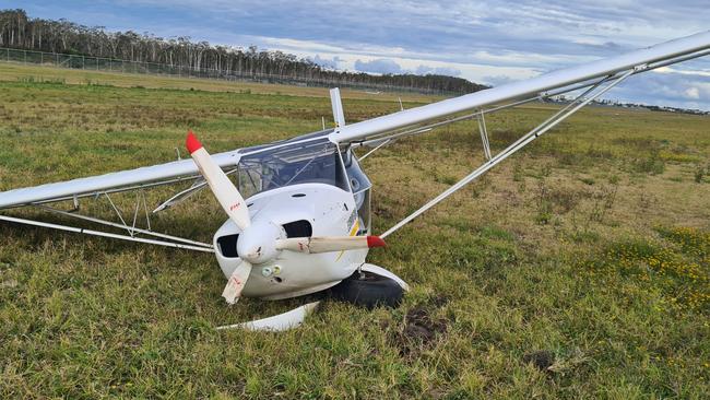 Quentin Carter put the plane down on one wheel during a crash at the Sunshine Coast Airport.