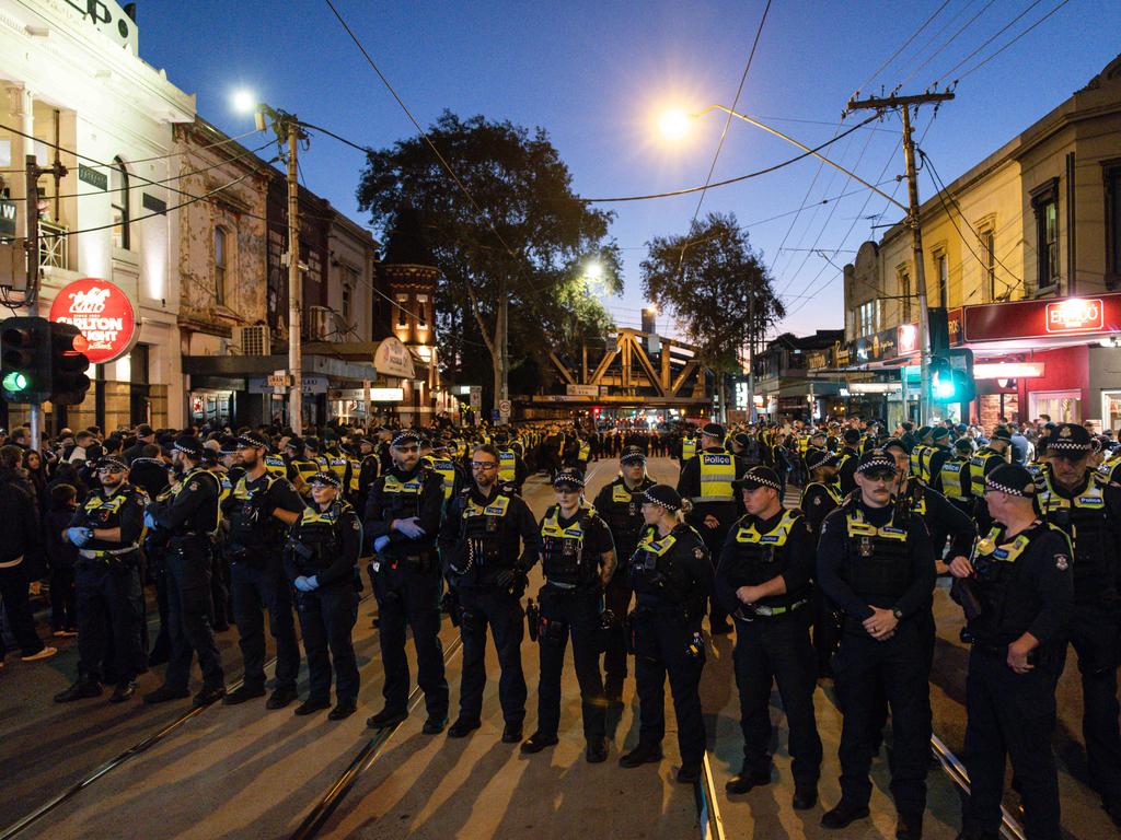 On top of the dire recruitment figure, hundreds of other members, believed to include many senior police with years of experience. Picture: NewsWire / Diego Fedele