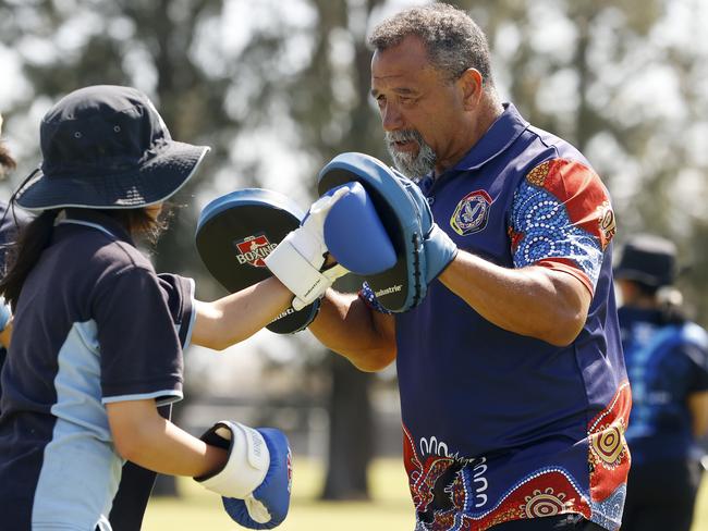 Kids boxing with Willie Middleton at a NSW Police launch of the Fit For Life Campaign in regional NSW. Picture: Sam Ruttyn