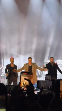 Justin Timberlake reunites with *NSYNC for first performance in a decade