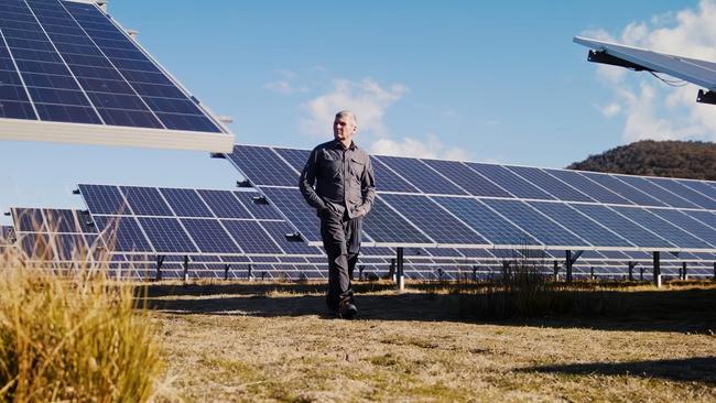 Chris Uhlmann appearing in The Real Cost of Net Zero, a Sky News documentary.