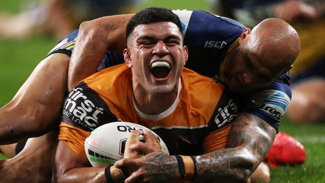 SYDNEY, AUSTRALIA - SEPTEMBER 18: David Fifita of the Broncos celebrates scoring a try during the round 19 NRL match between the Parramatta Eels and the Brisbane Broncos at Bankwest Stadium on September 18, 2020 in Sydney, Australia. (Photo by Mark Kolbe/Getty Images)