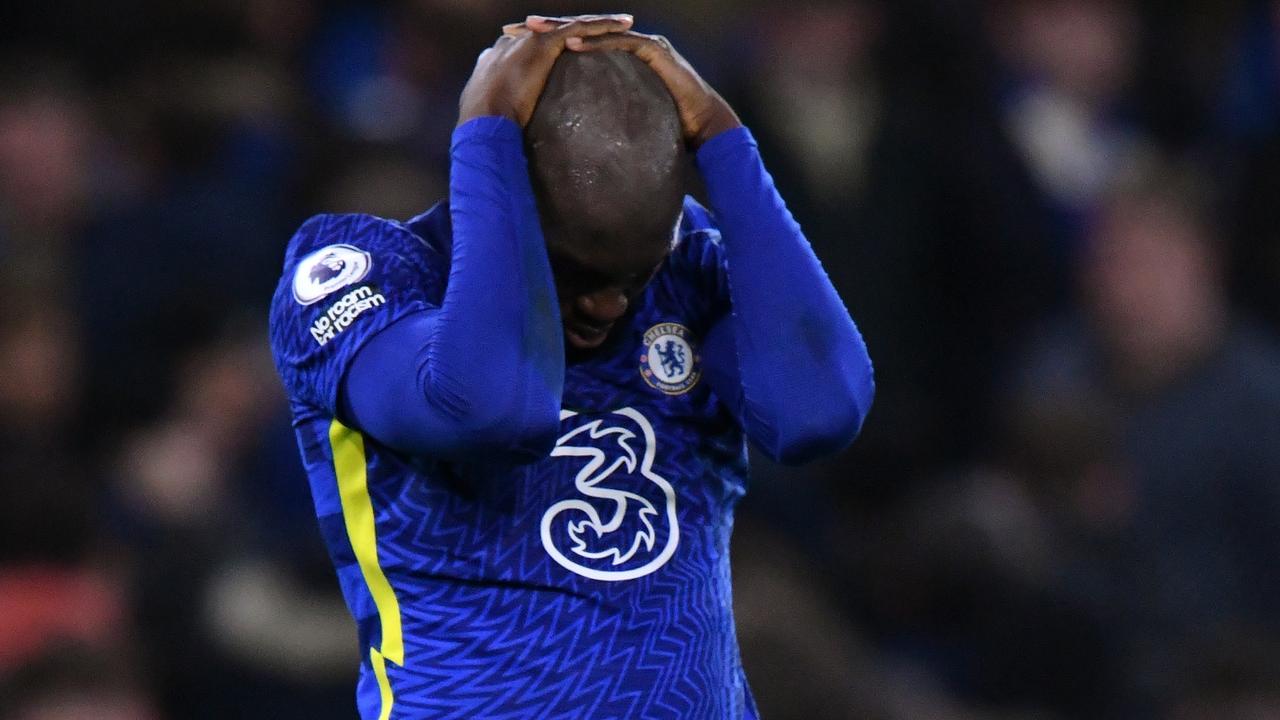 LONDON, ENGLAND - DECEMBER 29: Romelu Lukaku of Chelsea looks dejected after the Premier League match between Chelsea and Brighton &amp; Hove Albion at Stamford Bridge on December 29, 2021 in London, England. (Photo by Justin Setterfield/Getty Images)