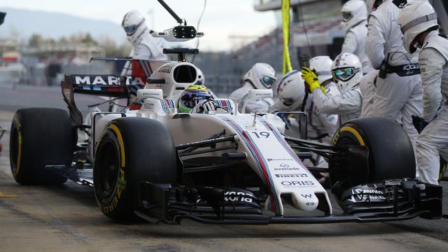 Williams Formula 1 team pit crew