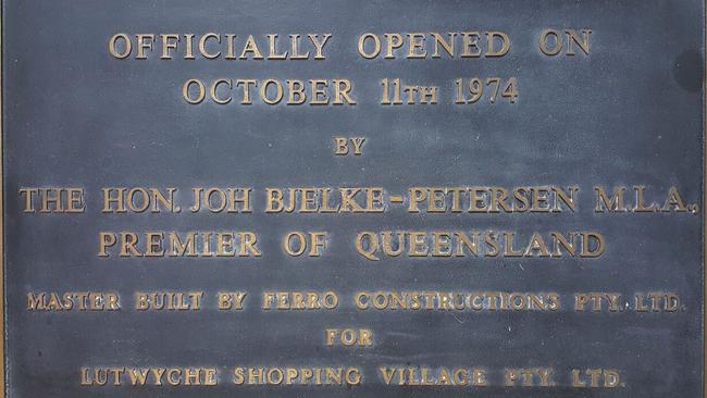 Lutwyche City shopping Centre plaque when it opened in 1974.