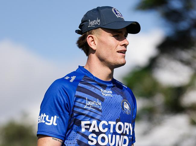 Canterbury Bulldogs signing Lachlan Galvin.