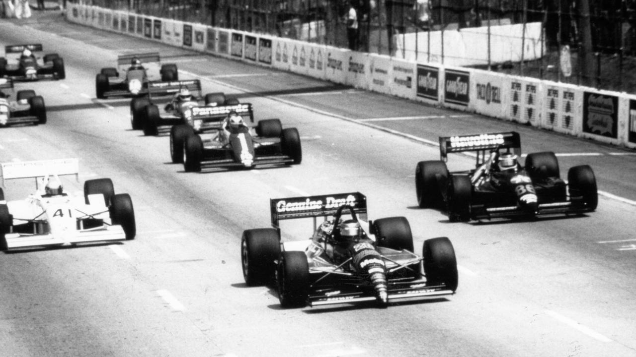 Motor car racing - motor cars during the Gold Coast Indy Car Grand Prix Race in Surfer's Paradise, Queensland 15-17 Mar 1991. (Pic supplied, copyright unknown)