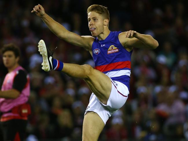 The Western Bulldogs rarely turn the ball over in their defensive half. Picture: George Salpigtidis