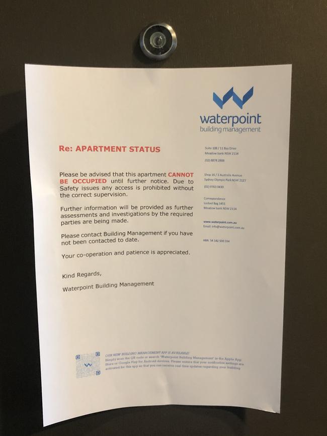 Some residents arrived home to find notes like the above on their doors.