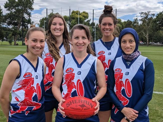 US Amazons players Jani Boal, Maclyn Matheson, Sara Edwards Rohner, Tina Lane and Mariam Mehter ahead of the World 9s carnival.