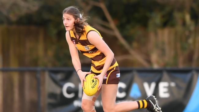 Rania Crozier in action for Aspley.