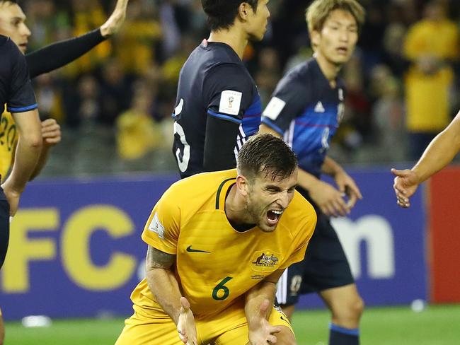 Matthew Spiranovic expresses his frustration against Japan.