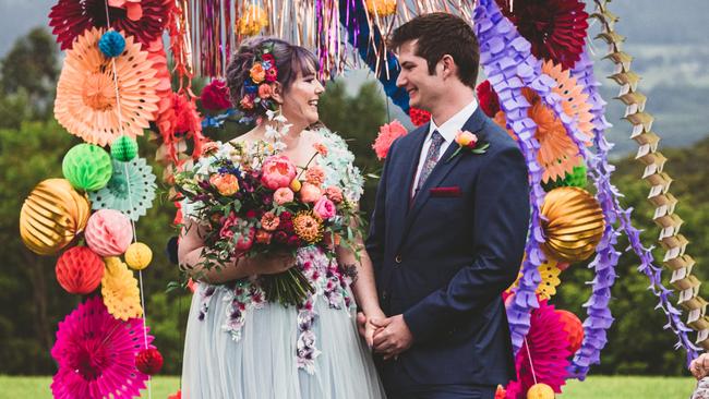 Newlyweds: Liana Crosdale (now Burmeister), Matt Burmeister. Brody Grogan Photography