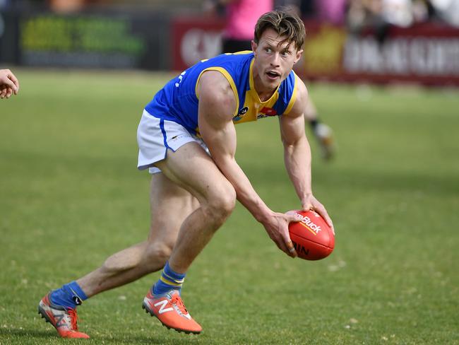 VAFA: Premier B Mens, Grand Final Old Haileybury Senior Mens vs De La Salle Senior Mens, played at Trevor Barker Oval, Sandringham, Victoria Sunday 22nd September 2024. De La Selle player Jacob Williams eyes off a target. Picture: Andrew Batsch