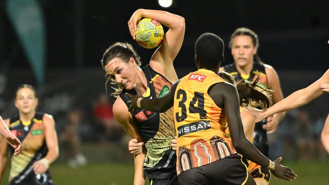 Libby Graham works her way out of trouble against the Hawks. Picture: Emily Barker/Getty Images