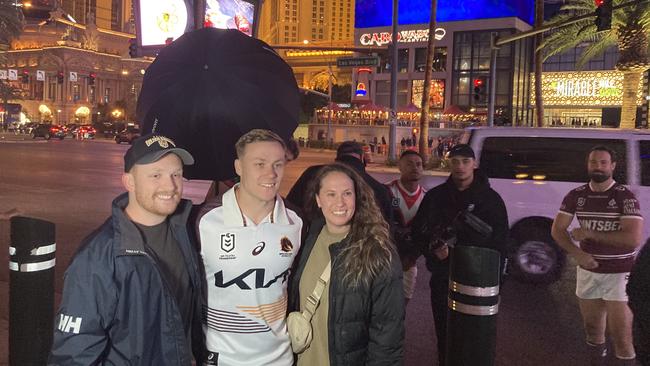 Billy Walters posing with fans in Las Vegas. Picture: Supplied