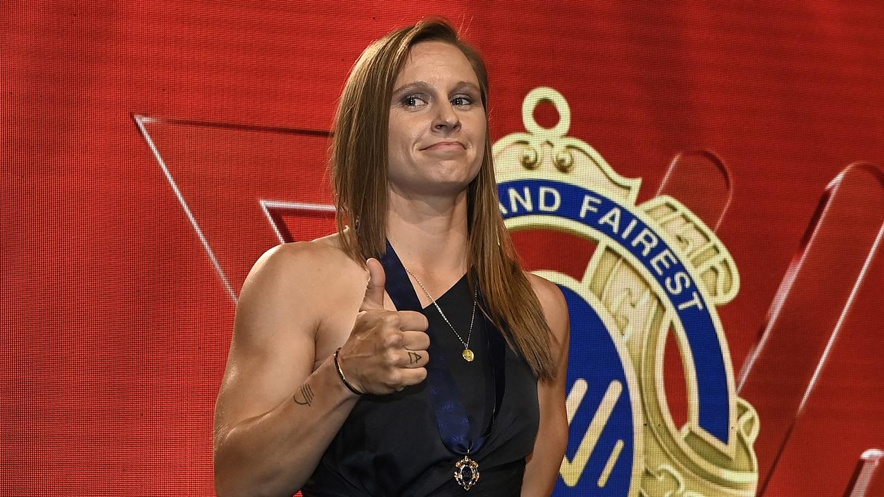 AFLW: Kiara Bowers v Brianna Davey clash in Collingwood Magpies v ...