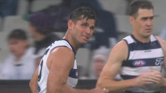 The conditions were miserable at the MCG. Photo: Fox Footy.