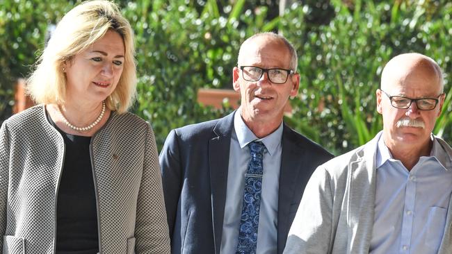 Craig Folbigg (centre) with his barrister Margaret Cunneen SC (left) attend the special inquiry into Kathleen Folbigg’s case in 2019. Picture: Peter Rae